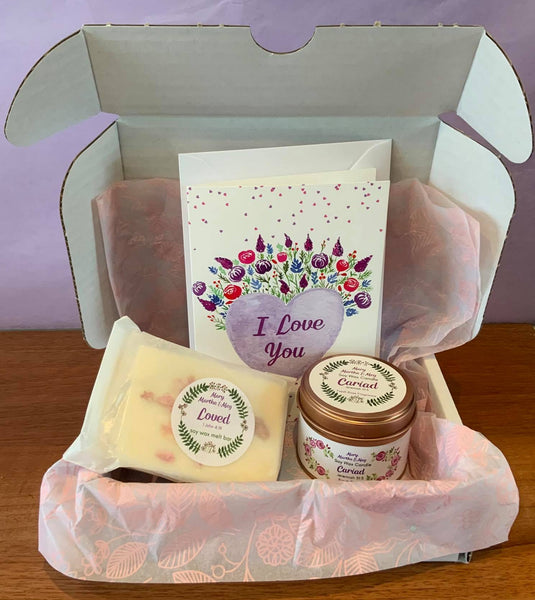 Candle & Wax Melt Gift Box