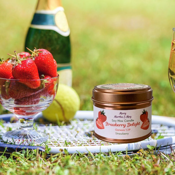 'Strawberry Delight' Soy Wax Candle