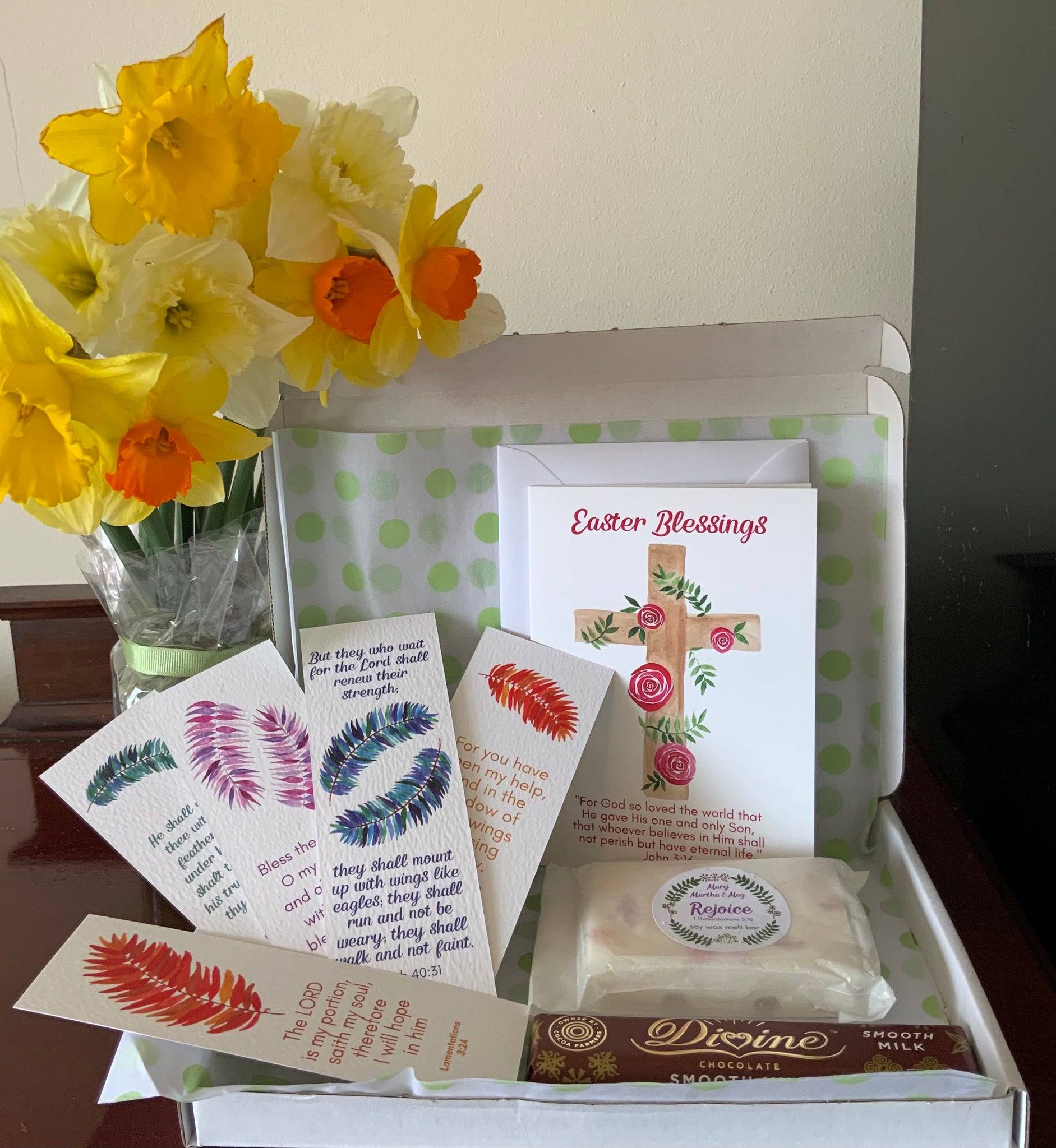 Easter Bookmark and Treat Gift Box